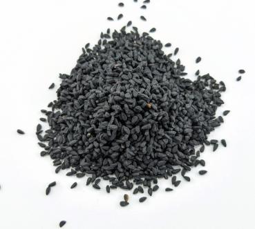 Schwarzkümmel ganz